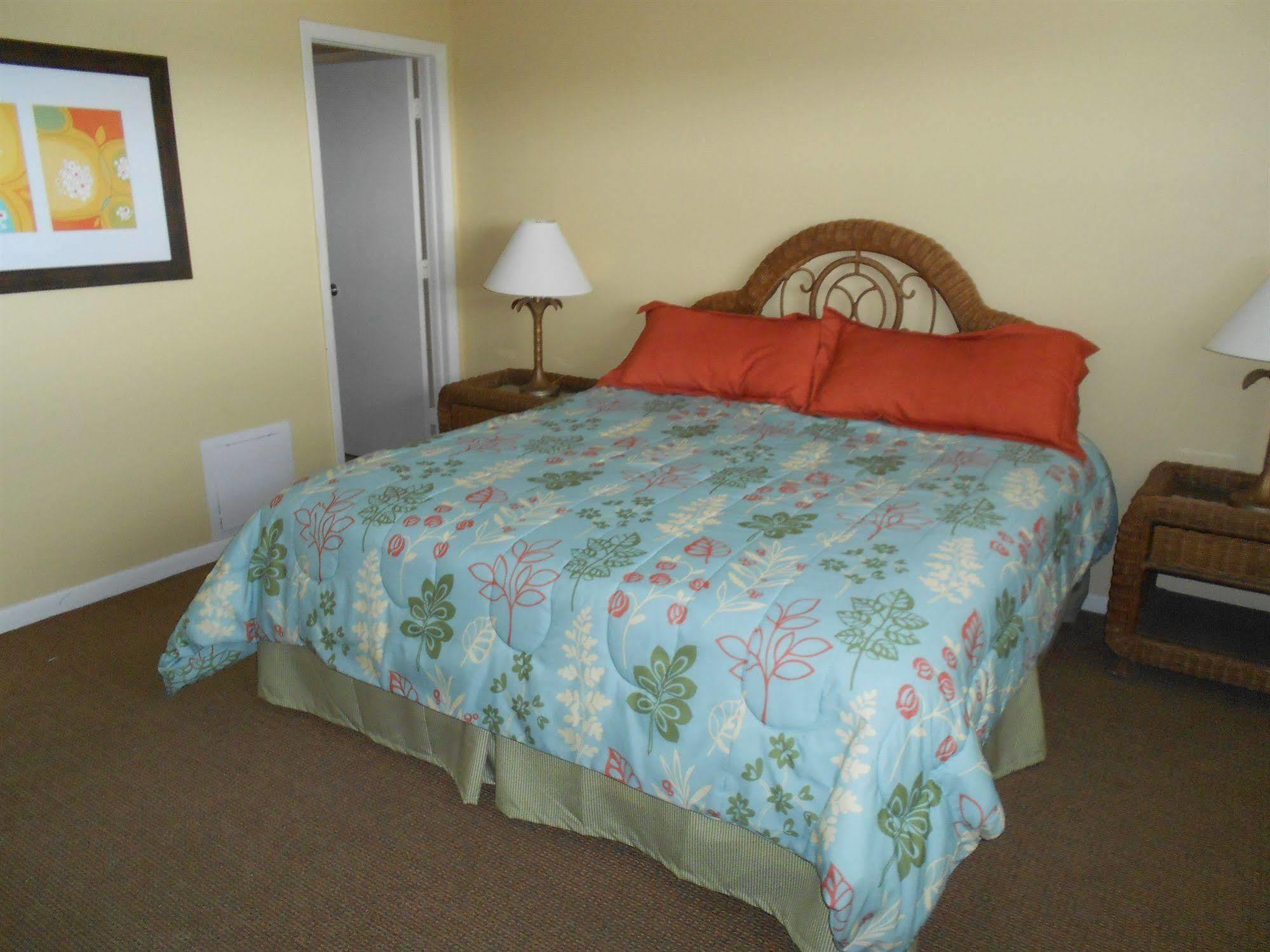Surfsider Resort - A Timeshare Resort ปอมปาโนบีช ภายนอก รูปภาพ